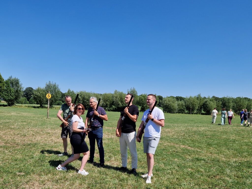 De winnaars van Laser-kleiduiven schieten